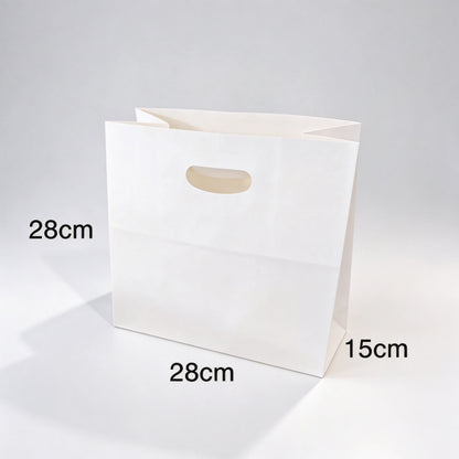 Die-cut kraft bag 28x28x15cm bleached white sack with transparent film reinforced handle patch