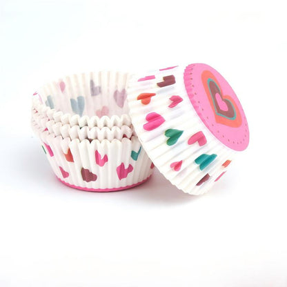 Wholesale metallic foil and greaseproof cupcake cases - White scalloped heart print 100-pack
