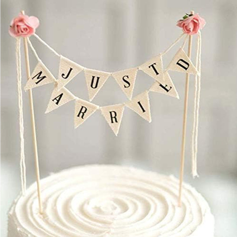 Mini bunting cake banner white floral Just Married pennants