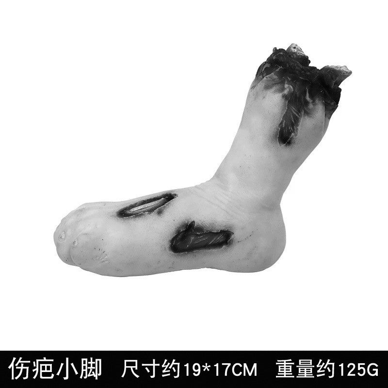 Haunted House Prop Set – Fake Severed Hand, Bloody Foot & Simulated Heart for Escape Room, Bar & Halloween Prank Decor