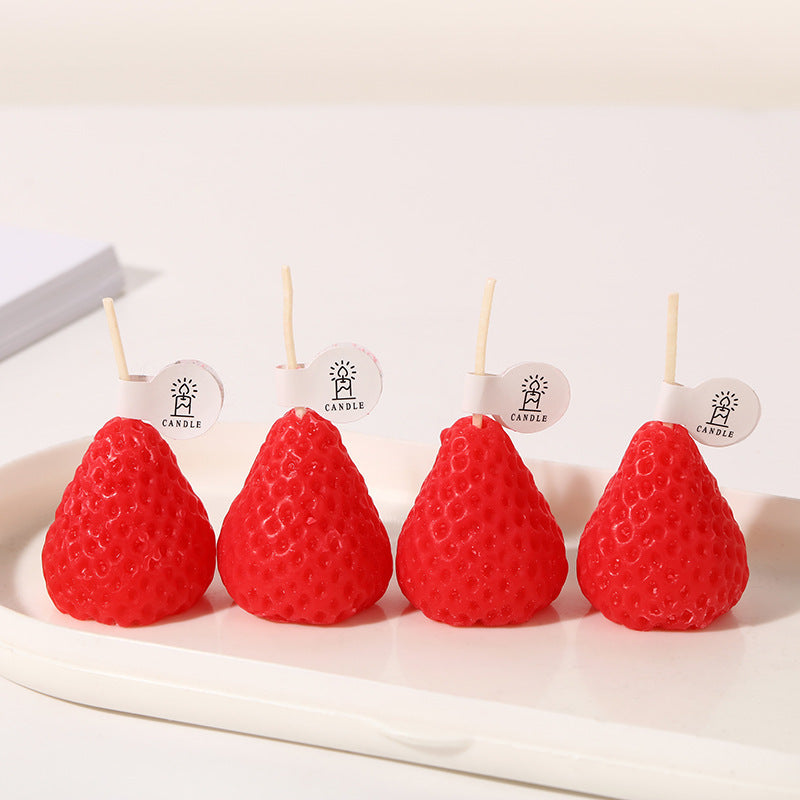 Wholesale strawberry novelty shaped party candles - Small red strawberries 4-piece pack