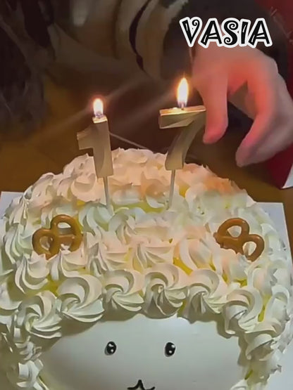 Gold Number Birthday Candles – Age Marker Candles for Cake Decor, Baking Supplies & Party Essentials (Numbers 0-9, Gold Metallic)