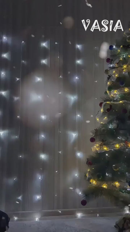 Video showing flower-shaped LED string lights