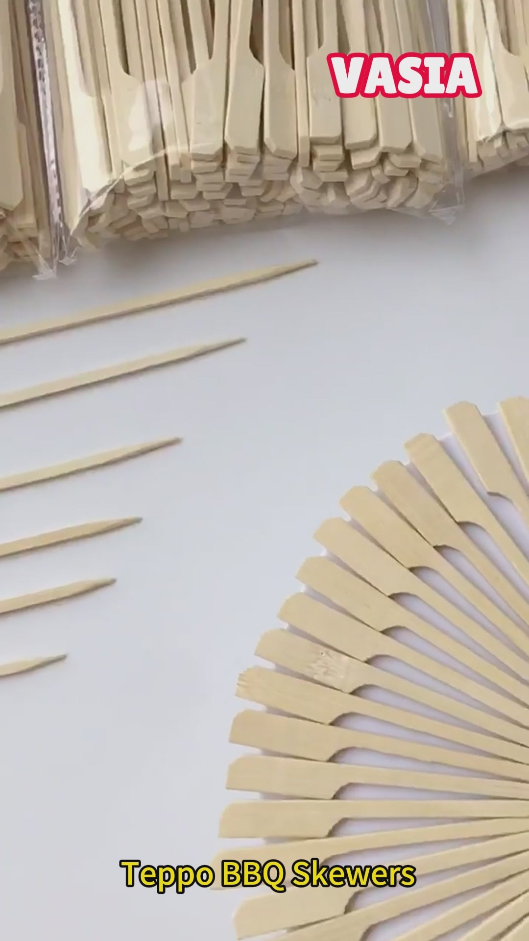 Video showing Teppo-style bamboo paddle skewers